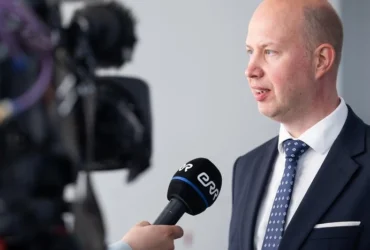 Естонія закликала ЄС радикально посилити візову політику щодо росіян