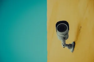 Хакери РФ зламали камери на маршрутах постачання зброї в Україну