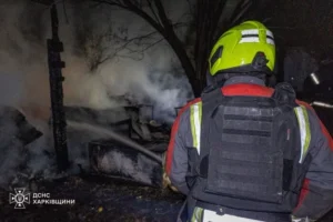 Росіяни атакували Центральний парк Харкова: з’явилися фото наслідків