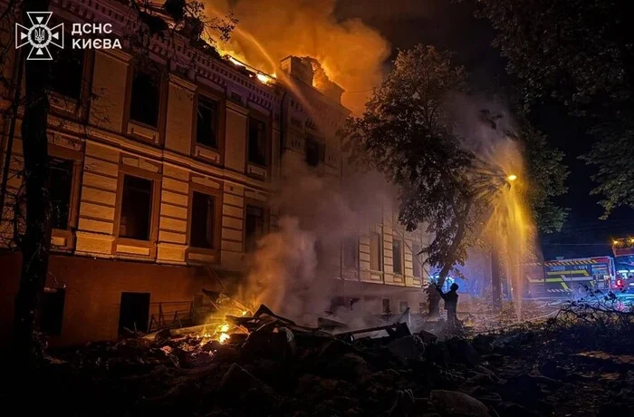 Київ пережив одну з наймасованіших атак. Зеленський звернувся до союзників