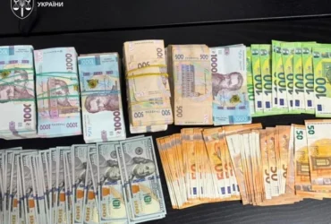 Директорка закладу освіти та адвокати організували схему відстрочок