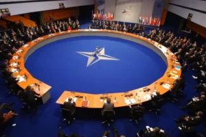 Саміт НАТО в Анкарі: які козирі мають Україна та Росія