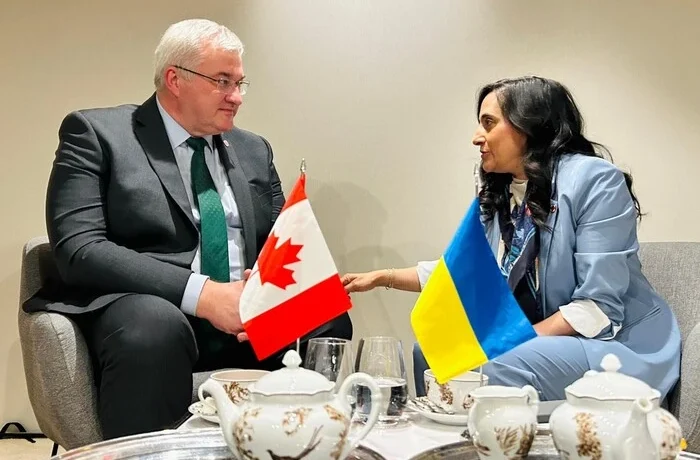 Вперше за 10 років Канада ламає традицію: чим особливий новопризначений посол в Україні