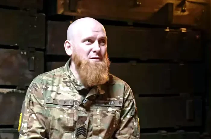 Боєць Азова пояснив, чому воювати доведеться усім