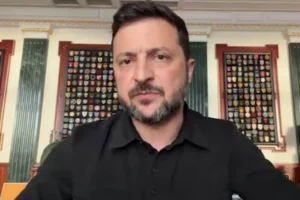 Зеленський подякував українцям за довіру до головкома Драпатого