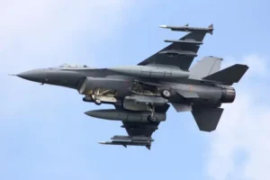 Румунський F-16 вперше збив дрон, який порушив повітряний простір країни