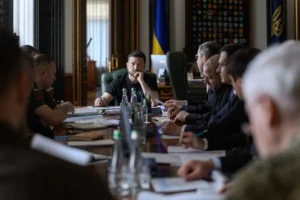 Зеленський назвав три головні загрози для України та поставив нові завдання уряду