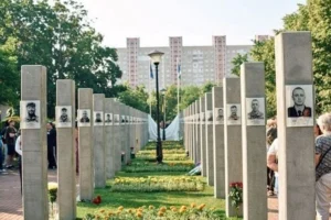 У Києві спалахнув скандал через нову Алею пам’яті