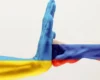 Чому не можна ставити знак рівності між Україною та Росією