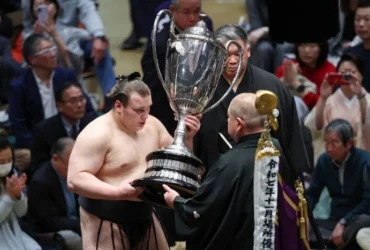 Українець Аонішікі втретє в кар’єрі яскраво тріумфував у Кубку Імператора із сумо