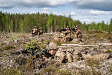 НАТО доручило штучному інтелекту стежити за Росією