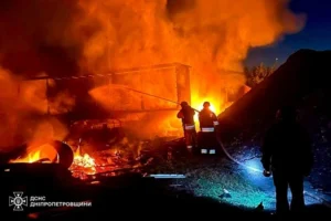 Зеленський закликав партнерів прискорити 21-й пакет санкцій після нічної атаки РФ