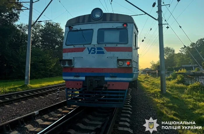 Поблизу Вишневого під колесами потяга загинув чоловік