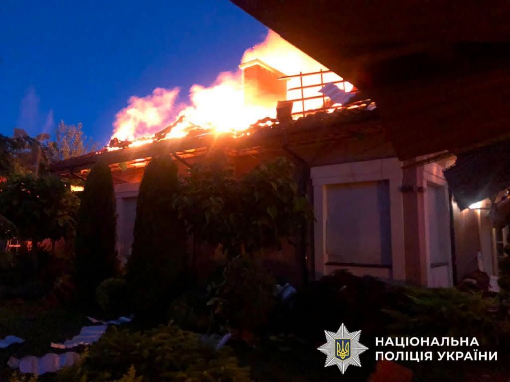 У Бучанському районі під час ворожої атаки було пошкоджено п’ять приватних будинків