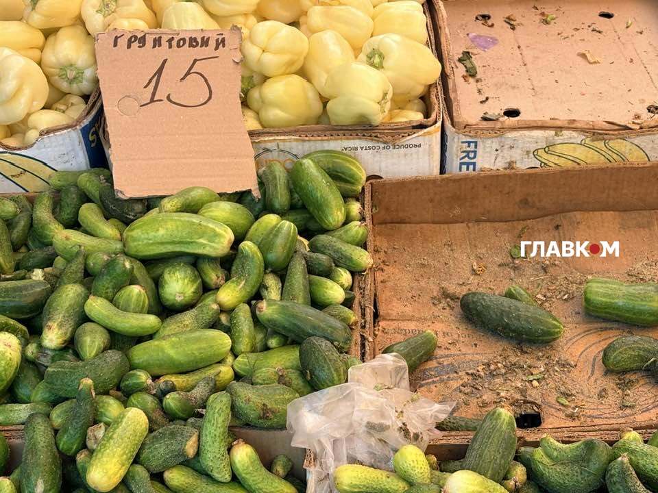 Нестандартні огірки також користуються попитом 