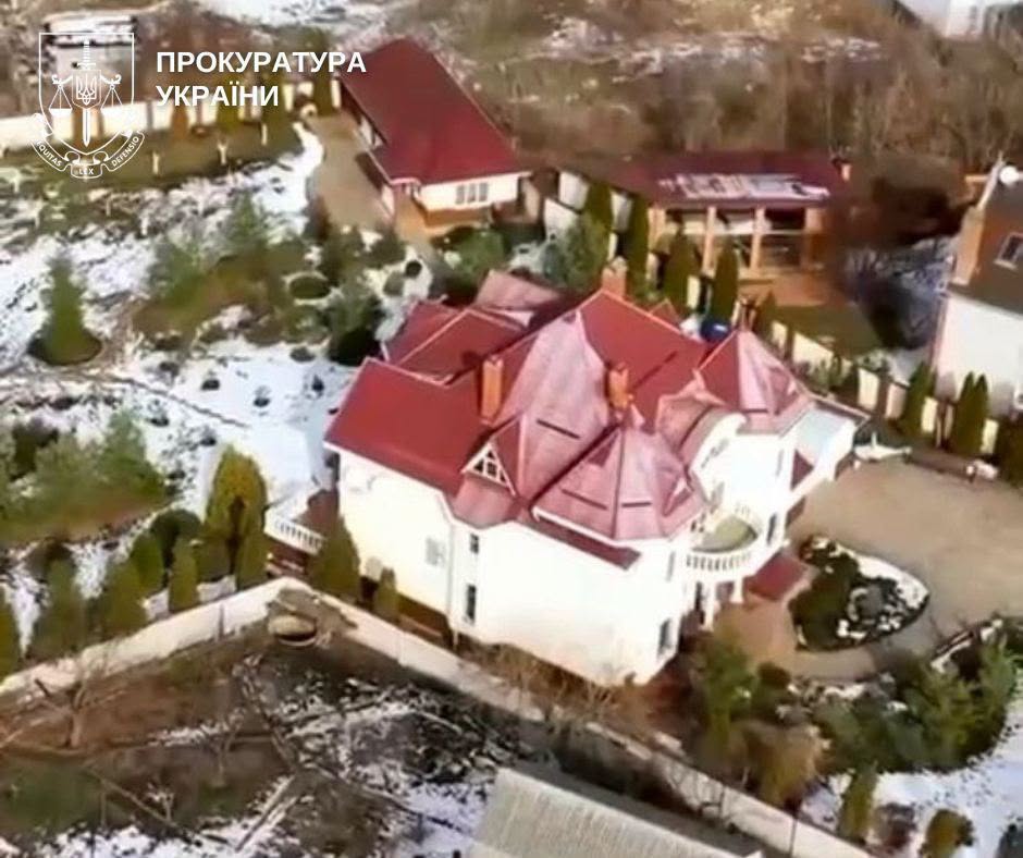 Будинок депутата, зведений на захопленій ділянці