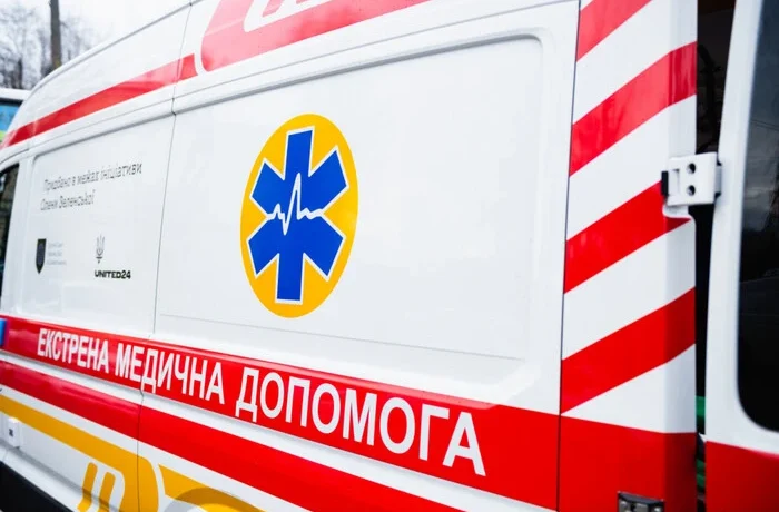 Росія пошкодила підстанцію медичної допомоги в Києві, є постраждалі