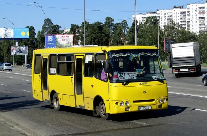 Київські маршрутки піднімають ціни у відповідь на здорожчання метро