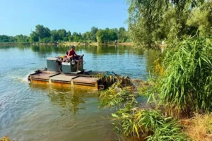 Очищення Кирилівського озера після атаки РФ: що зроблено за чотири тижні