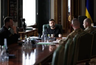 Захист Херсона, Нікополя та посилення ППО: Зеленський провів нараду з командирами корпусів