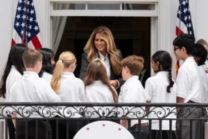 Меланія Трамп веде таємні прямі переговори з Путіним
