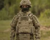 Захисниці отримали перші жіночі бронежилети: Міноборони розкрило деталі