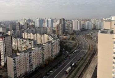 У Києві розпочато капремонт вул. Милославської, обмеження руху триватимуть близько року