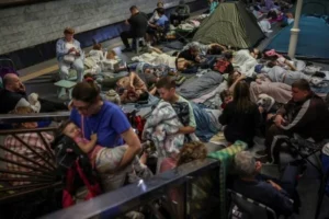 Влада Києва відреагувала на скандал через доступ до метро під час тривоги
