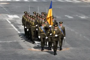 Українські військові пройшли маршем на параді до Дня взяття Бастилії у Парижі (відео)