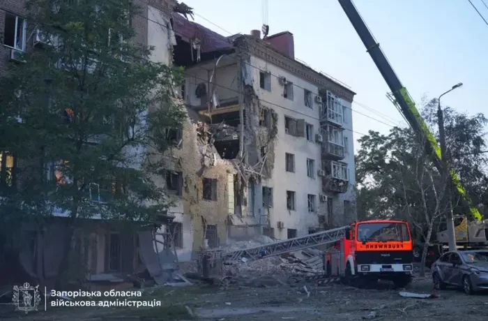 Уночі РФ атакувала Україну ракетами та дронами: є влучання