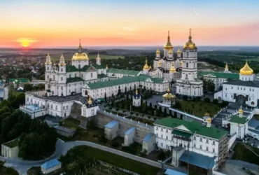 Держава дала Почаївській лаврі 30 днів, щоб розірвати зв’язки з РПЦ