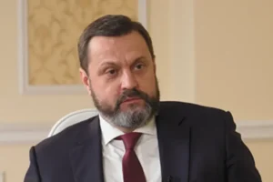 Вищий антикорупційний суд виніс вирок Деркачу