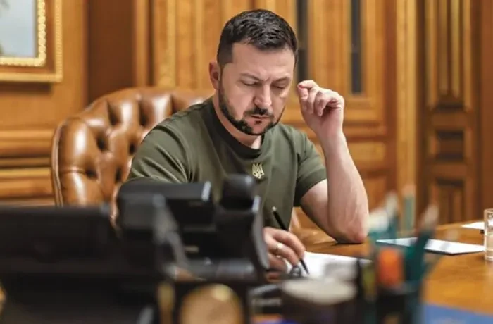 Зеленський увів у дію нові санкції РНБО: до списку потрапив екснардеп Береза