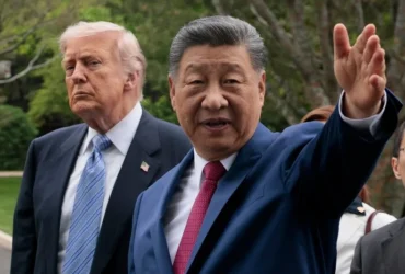 Politico: Європейці розриваються між Америкою та Китаєм