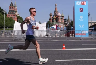 Чемпіон Росії з марафонського бігу потрапив під колеса авто