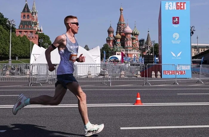 Чемпіон Росії з марафонського бігу потрапив під колеса авто