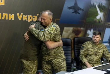 Сирський передав Драпатому повноваження: новий головком окреслив пріоритети (фото)