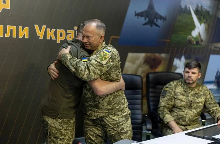 Сирський передав Драпатому повноваження: новий головком окреслив пріоритети (фото)