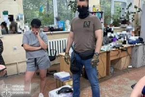 Киянка отримала дев’ять років за контрабанду канабісу з Таїланду