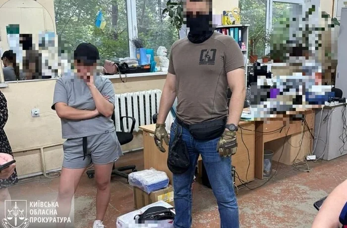 Киянка отримала дев’ять років за контрабанду канабісу з Таїланду