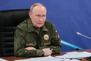 Мобілізація та нові удари. Зеленський попередив про плани Путіна на осінь