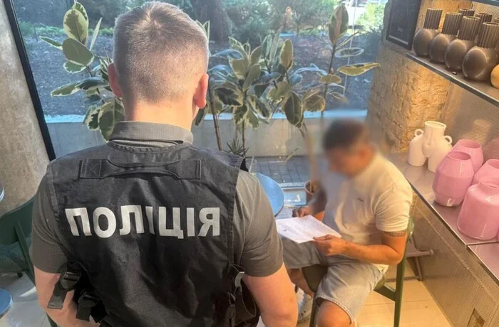«Полювання» на квартири померлих і біженців. У двох містах викрито схему на 2,6 млн грн