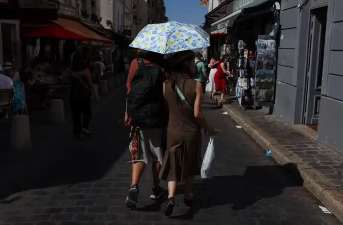 До +40°C. Францію накриє четверта за літо хвиля спеки
