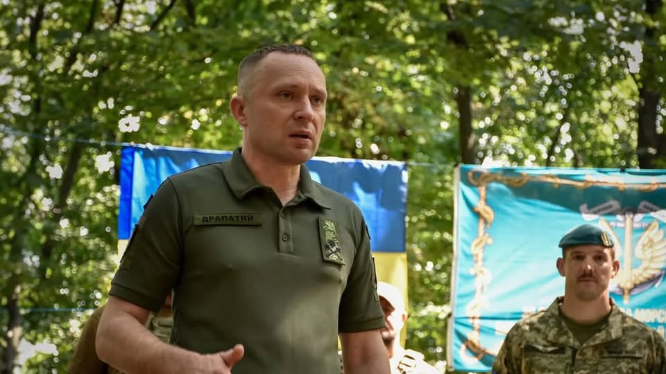 Від Маріуполя до Харкова: хто такий новий головком ЗСУ Драпатий фото 2