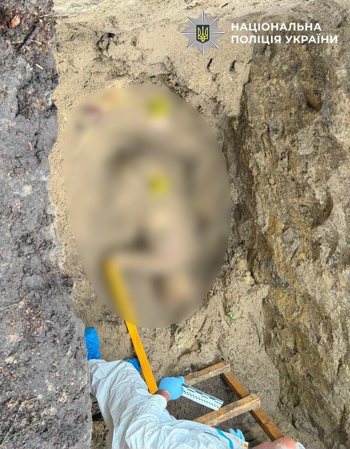 Поліція Київщини повідомила про підозру організованій злочинній групі з-поміж військовослужбовців за фактом викрадення, незаконного позбавлення волі та жорстокого вбивства двох людей