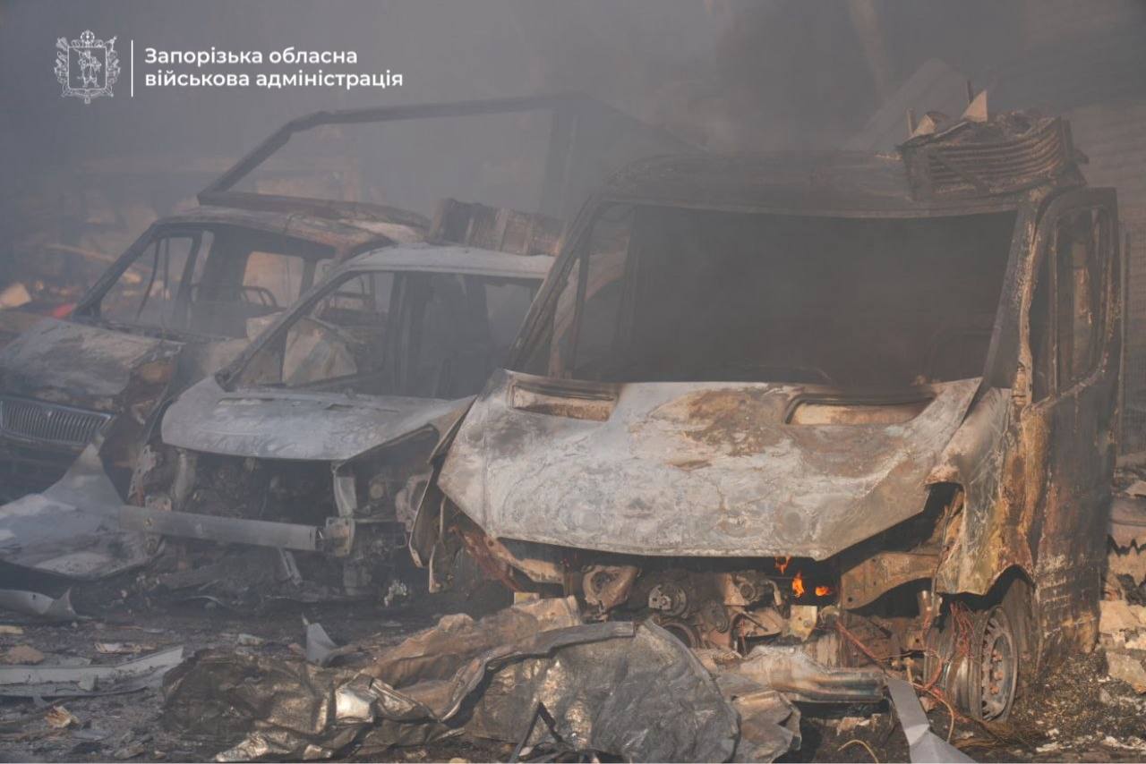 Росія вдарила по Запоріжжю: понад 15 тисяч абонентів без світла фото 4