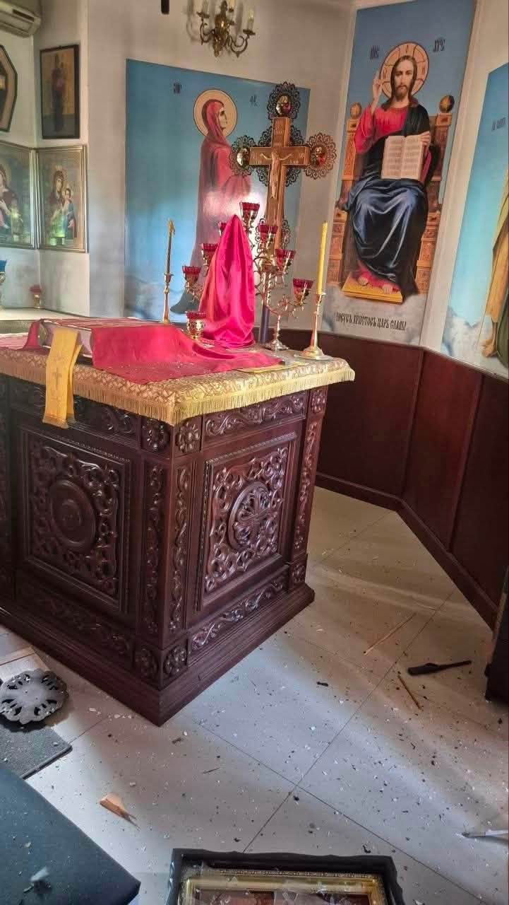 Російський удар пошкодив храм УПЦ МП в Києві фото 1