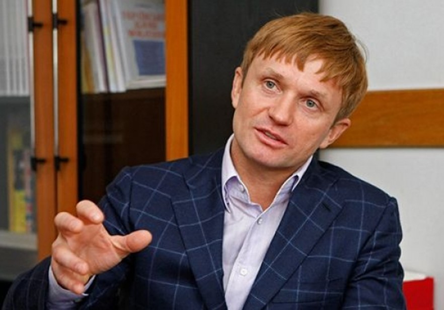 Нардеп Степан Івахів згадує: Сергій Корецький колись почав працював у нього в компанії на рецепції та дослужився до гендиректора