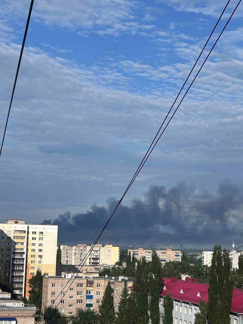 Вибухи від Башкирії до Криму: дрони атакували НПЗ та підстанцію (фото, відео) фото 3