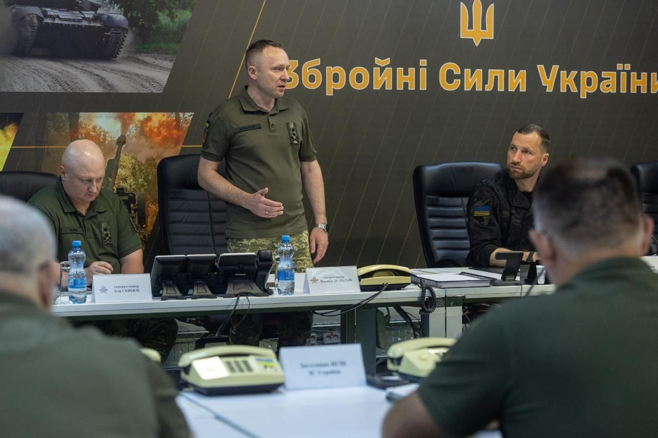 Сирський передав Драпатому повноваження: новий головком окреслив пріоритети (фото) фото 3